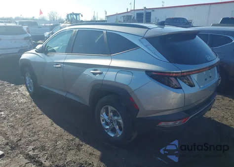 2022 Hyundai Tucson Sel z USA, uszkodzony, nr VIN 5NMJBCAE1NH034336